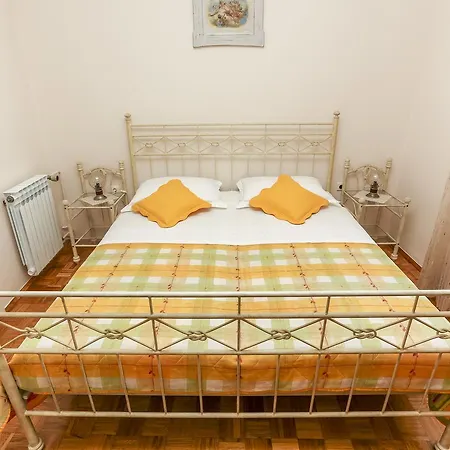 & Savonari 3* Orasac