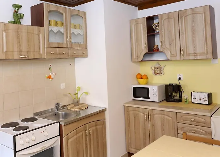 & Savonari 3* Orašac