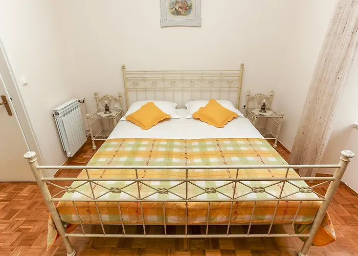 & Savonari 3* Orašac
