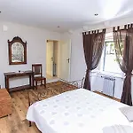 & Savonari Penzion 3*
