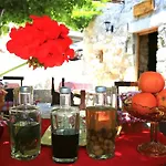 & Savonari Guest house Orasac