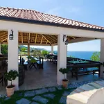 & Savonari Guest house