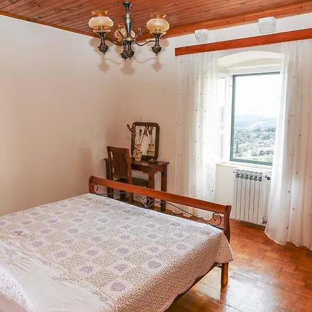 & Savonari Orasac