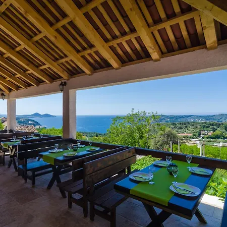 & Savonari 3* Orasac