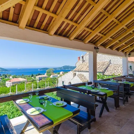 Guest house & Savonari 3*