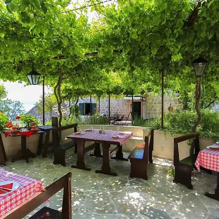 & Savonari Pensjonat 3*
